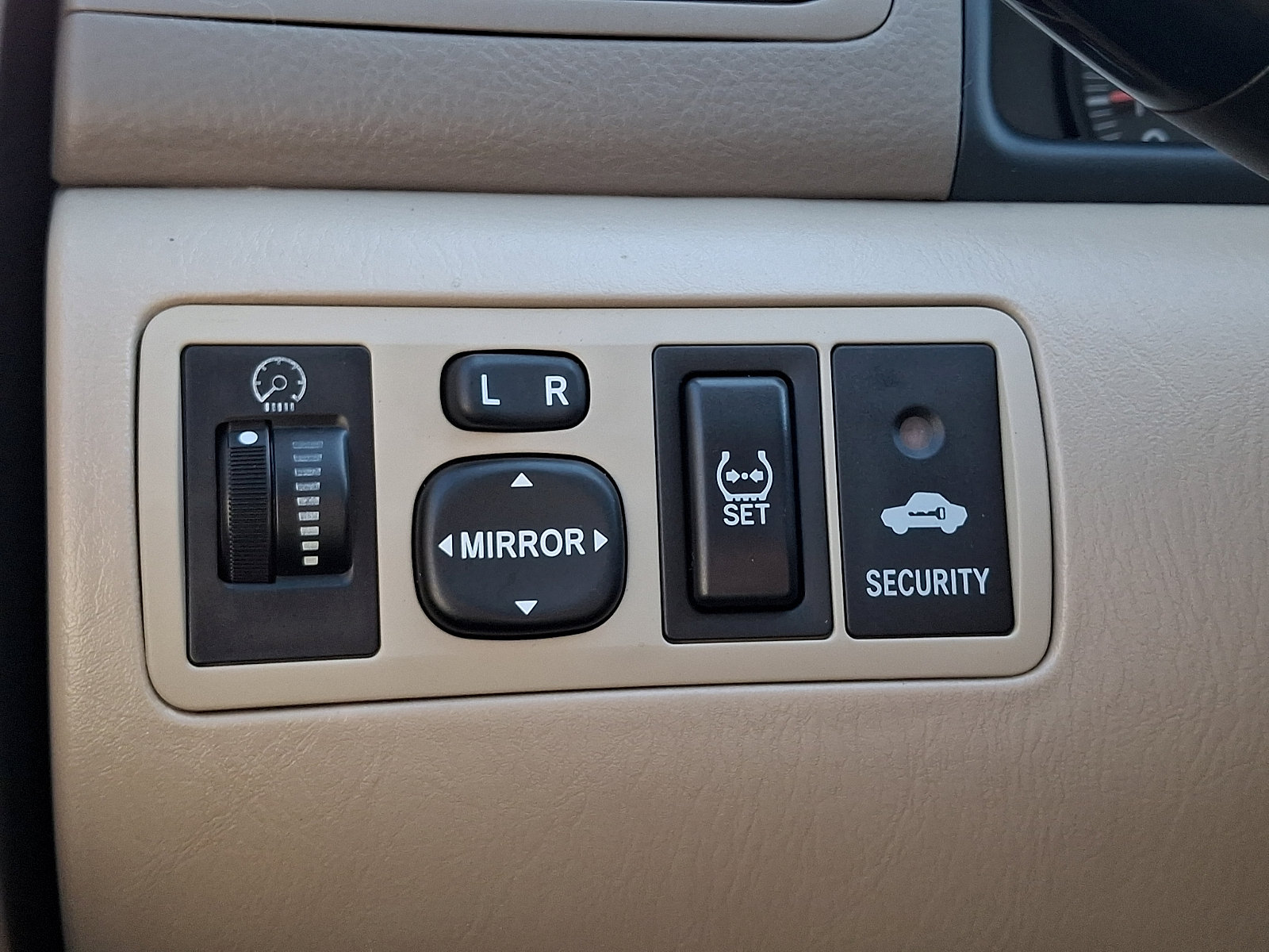 Used 2008 Toyota Corolla CE w/ Extra Value Upgrade Pkg FWD image 23