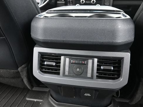 Used 2024 Ford F250 Lariat w/ Black Appearance Package AWD/4WD image 10