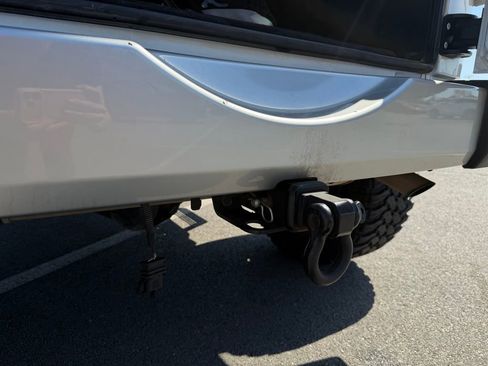 Used 2017 Jeep Wrangler Unlimited Sahara w/ Connectivity Group image 36