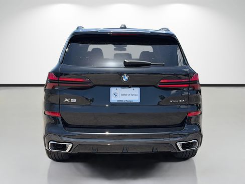 New 2026 BMW X5 xDrive40i w/ M Sport Package AWD/4WD image 4