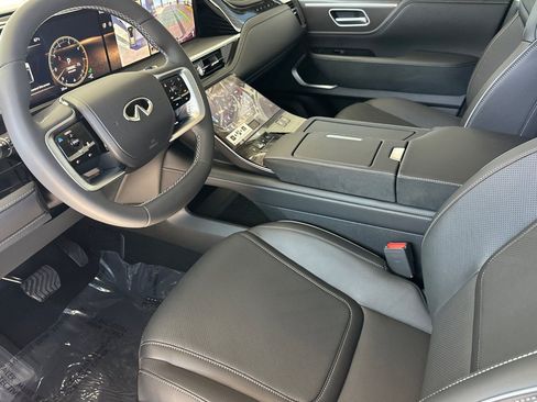 New 2026 INFINITI QX80 Luxe w/ Cargo Package AWD/4WD image 9