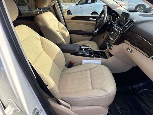 Used 2018 Mercedes-Benz GLE 350 w/ Premium 1 Package image 13