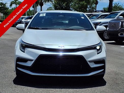 Used 2024 Toyota Corolla SE FWD image 2