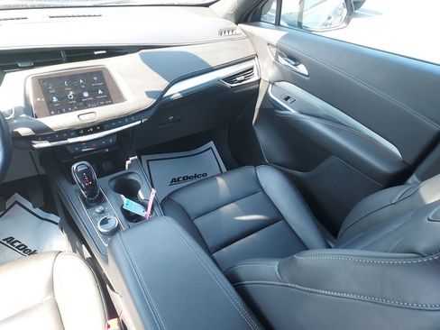 Used 2023 Cadillac XT4 Premium Luxury w/ Sun And Sound Package image 11