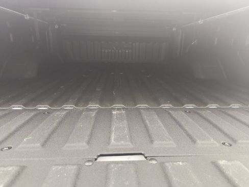 Used 2025 GMC Sierra 2500 Denali Ultimate AWD/4WD image 33