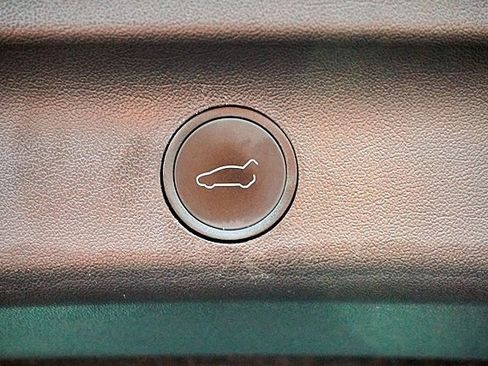 Used 2023 Tesla Model Y Long Range image 14