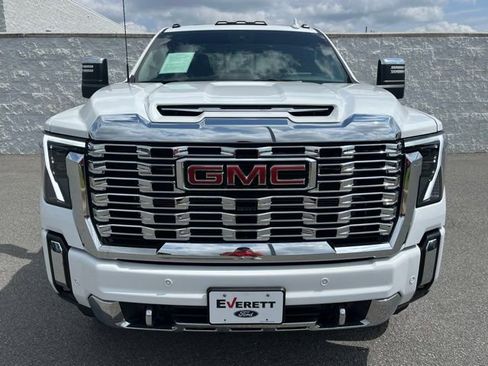 Used 2025 GMC Sierra 2500 Denali w/ Denali Reserve Package image 2