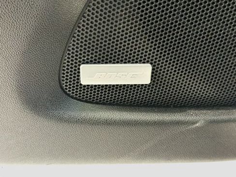 Used 2017 Chevrolet Malibu LT w/ Leather Package FWD image 18