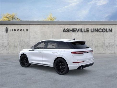 New 2025 Lincoln Corsair Reserve w/ Jet Appearance Package image 4