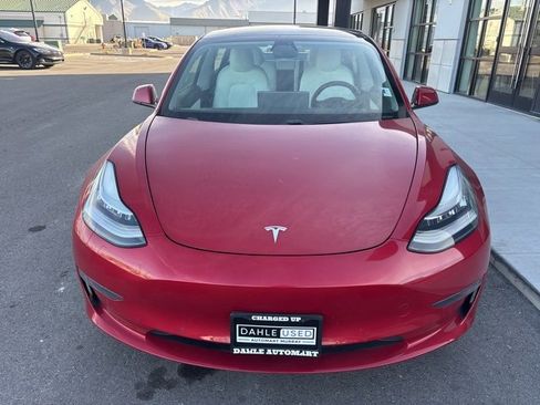 Used 2021 Tesla Model 3 Standard Range Plus image 2