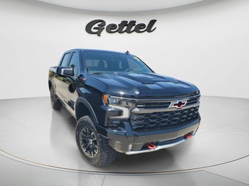 Used 2024 Chevrolet Silverado 1500 ZR2 w/ Technology Package AWD/4WD image 3