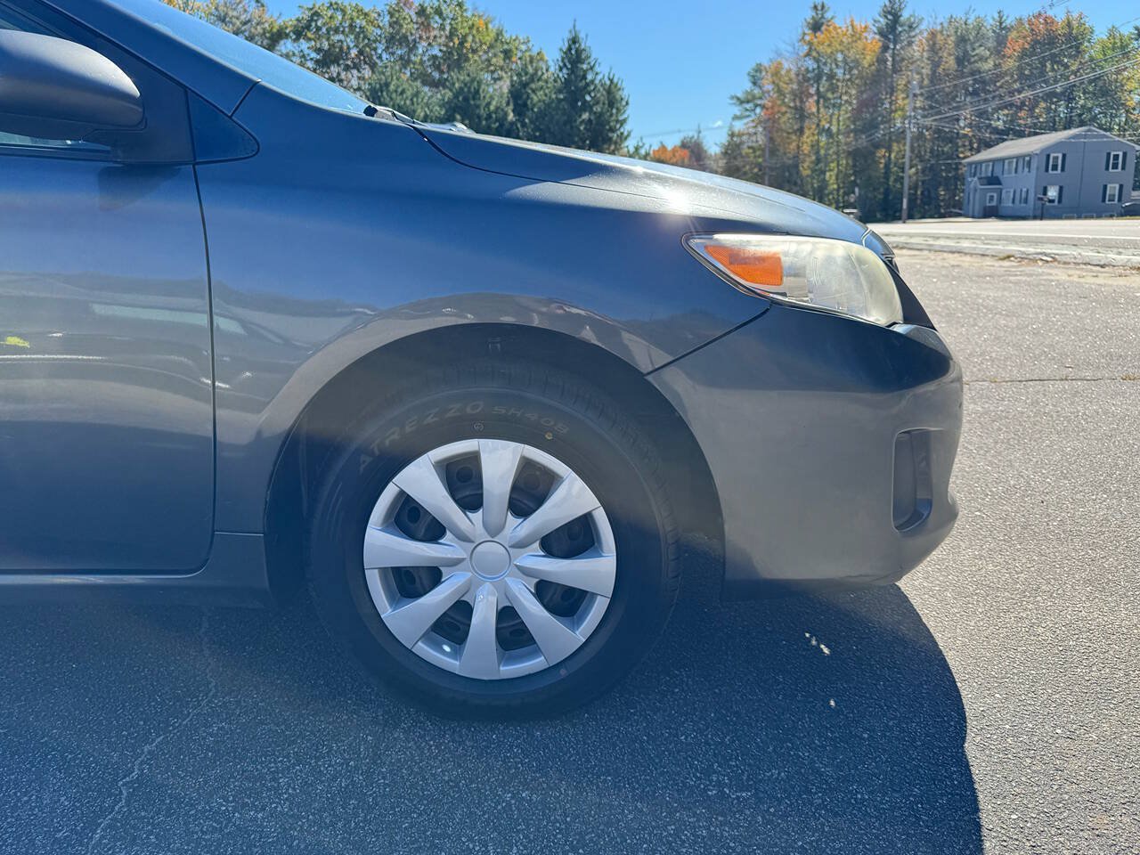 Used 2011 Toyota Corolla LE FWD image 9