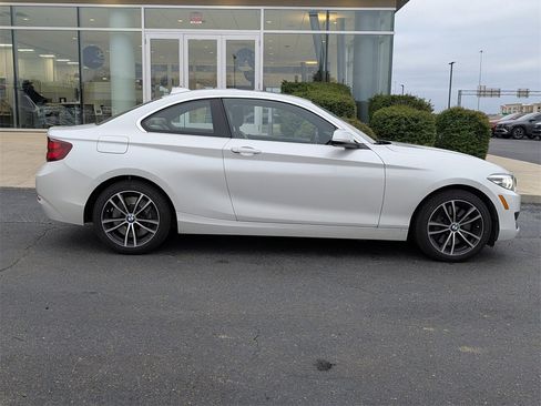 Used 2021 BMW 230i 230i w/ Convenience Package image 3