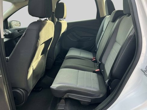 Used 2017 Ford Escape S image 10