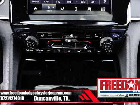 New 2025 Jeep Grand Cherokee L Altitude image 23