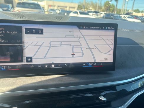 Used 2024 BMW X5 sDrive40i w/ Premium Package image 24