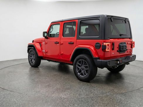 Used 2025 Jeep Wrangler Sport S image 6