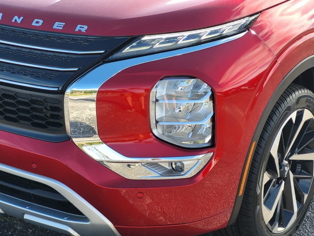 Used 2024 Mitsubishi Outlander SEL FWD image 8