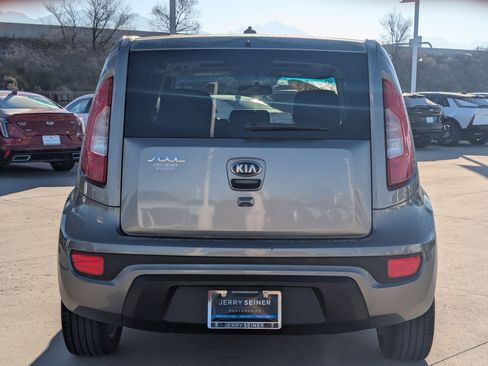 Used 2013 Kia Soul + w/ Audio Pkg image 4