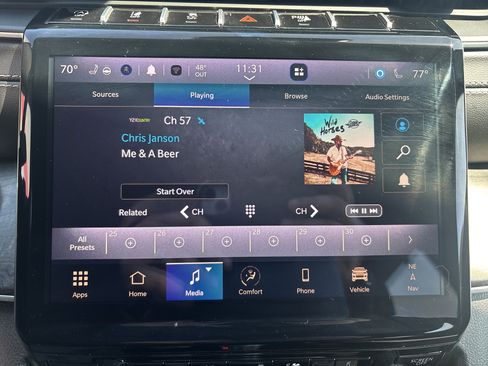 Used 2025 Jeep Grand Cherokee L Limited w/ Luxury Tech Group II image 27