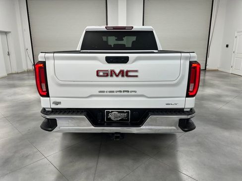 Used 2025 GMC Sierra 1500 SLT AWD/4WD image 6