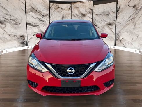 Used 2019 Nissan Sentra SV FWD image 2