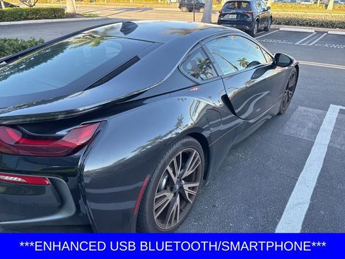 Used 2016 BMW i8 image 4
