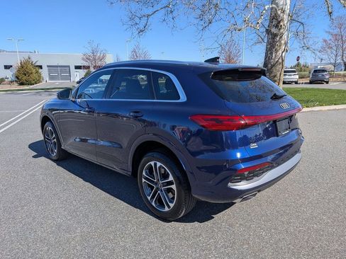 Certified 2025 Audi Q5 Premium w/ Convenience Package AWD/4WD image 5