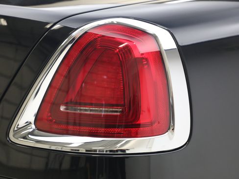 Certified 2020 Rolls-Royce Dawn RWD image 44