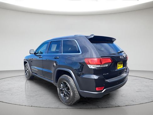 Used 2020 Jeep Grand Cherokee Laredo AWD/4WD image 5