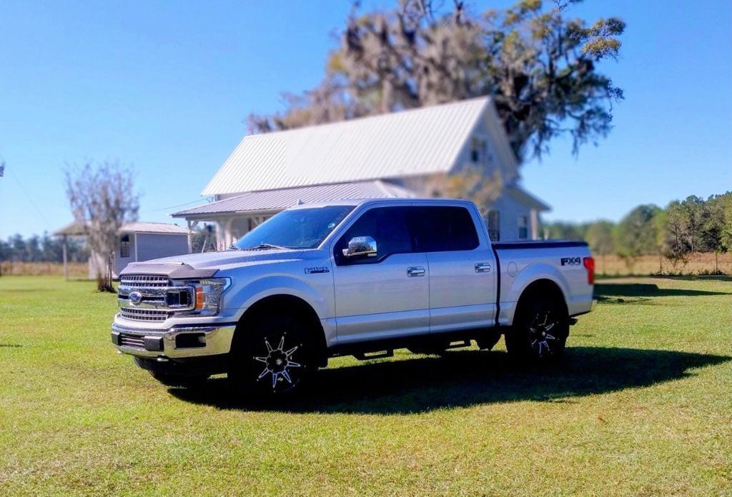 Used 2018 Ford F150 XLT w/ Equipment Group 302A Luxury AWD/4WD image 2