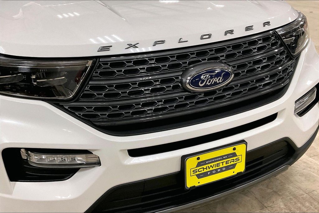 Certified 2023 Ford Explorer XLT w/ Equipment Group 202A AWD/4WD image 29