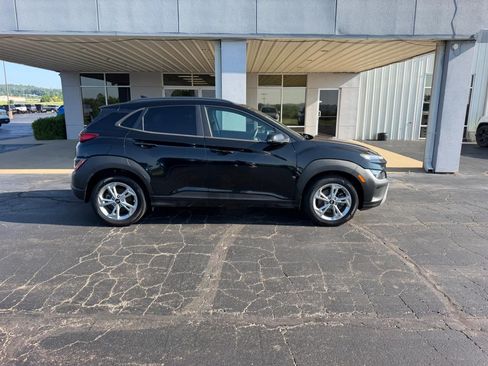 Used 2023 Hyundai Kona SEL AWD/4WD image 2