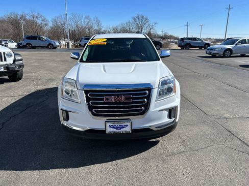 Used 2017 GMC Terrain SLT image 8