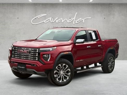 Certified 2025 GMC Canyon Denali AWD/4WD image 1
