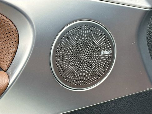 Used 2020 Genesis G70 2.0T w/ Elite Package image 18