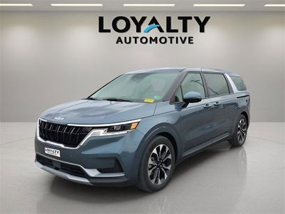 Used 2024 Kia Carnival EX