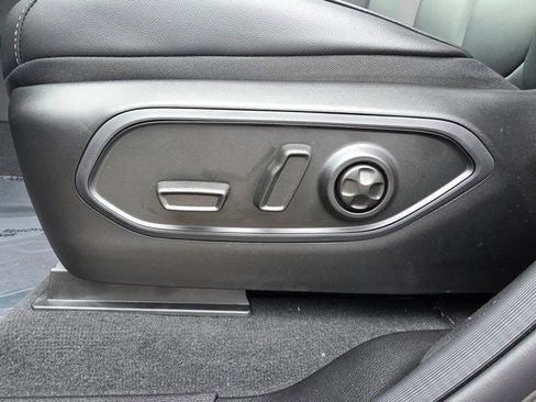 New 2025 Jeep Grand Cherokee L Limited image 14