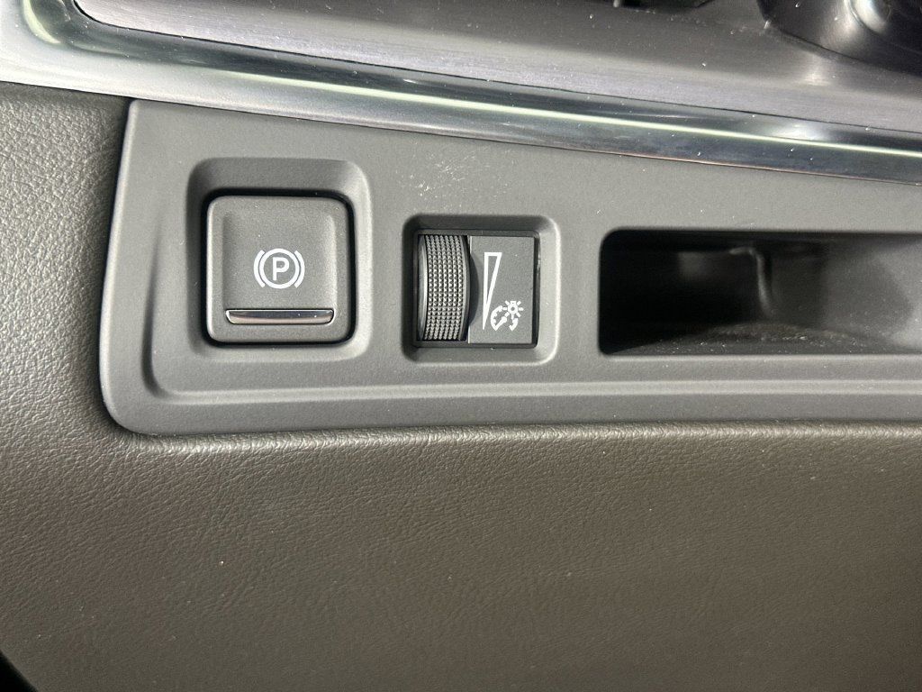 Used 2023 Cadillac XT5 Luxury FWD image 20