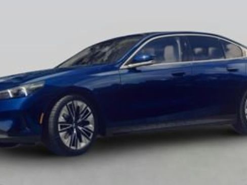 Used 2025 BMW 530i image 1