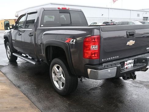 Used 2011 Chevrolet Silverado 2500 LT w/ Interior Plus Package image 16