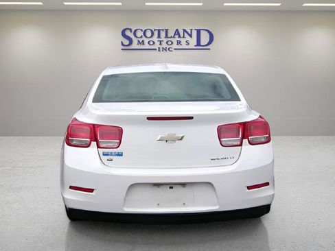 Used 2016 Chevrolet Malibu LT image 7