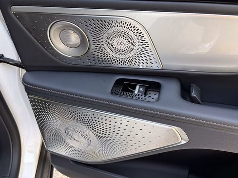 New 2026 Lincoln Nautilus Reserve AWD/4WD image 28