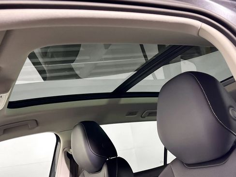 New 2026 Volkswagen Tiguan SE image 18