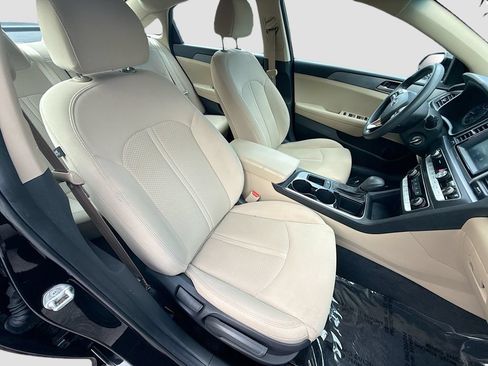 Used 2018 Hyundai Sonata SE FWD image 27