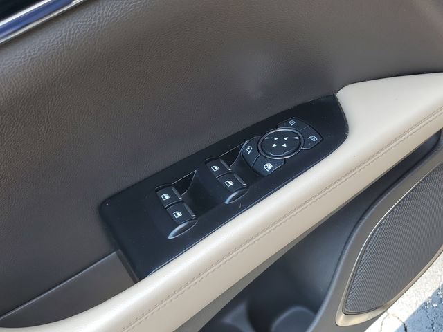 Used 2022 Lincoln Nautilus FWD w/ Premium Package image 20