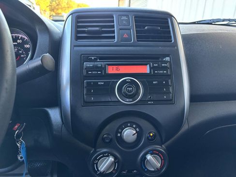 Used 2013 Nissan Versa SV image 20