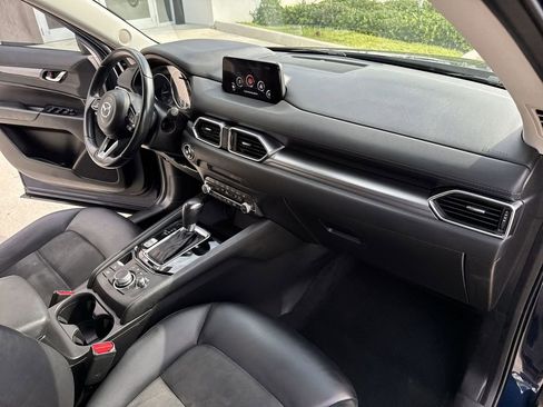 Used 2020 MAZDA CX-5 Touring FWD image 32