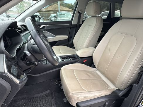 Used 2019 Audi Q3 2.0T Premium Plus image 14