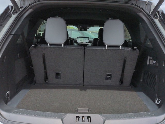 New 2026 Ford Explorer ST-Line w/ Premium Package RWD image 13